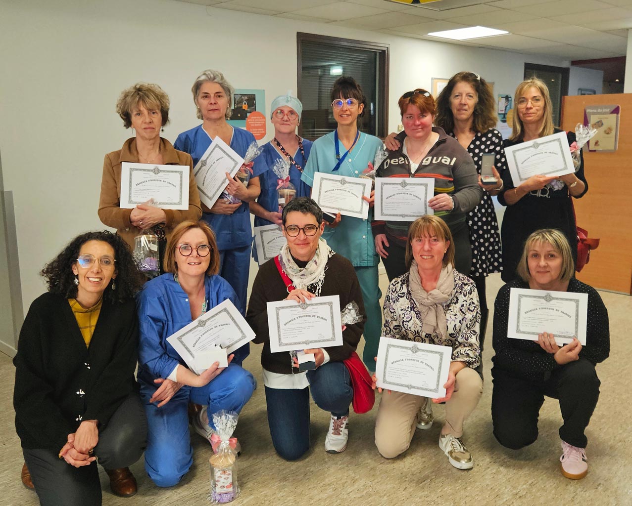 Lire la suite à propos de l’article Reconnaissance et Engagement : 13 de nos salariés honorés